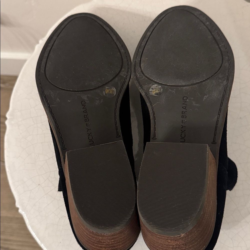 Lucky Brand Chic Black Suede Leather Women's Ankle Booties Boots Casual Size 6M - Picture 8 of 12
